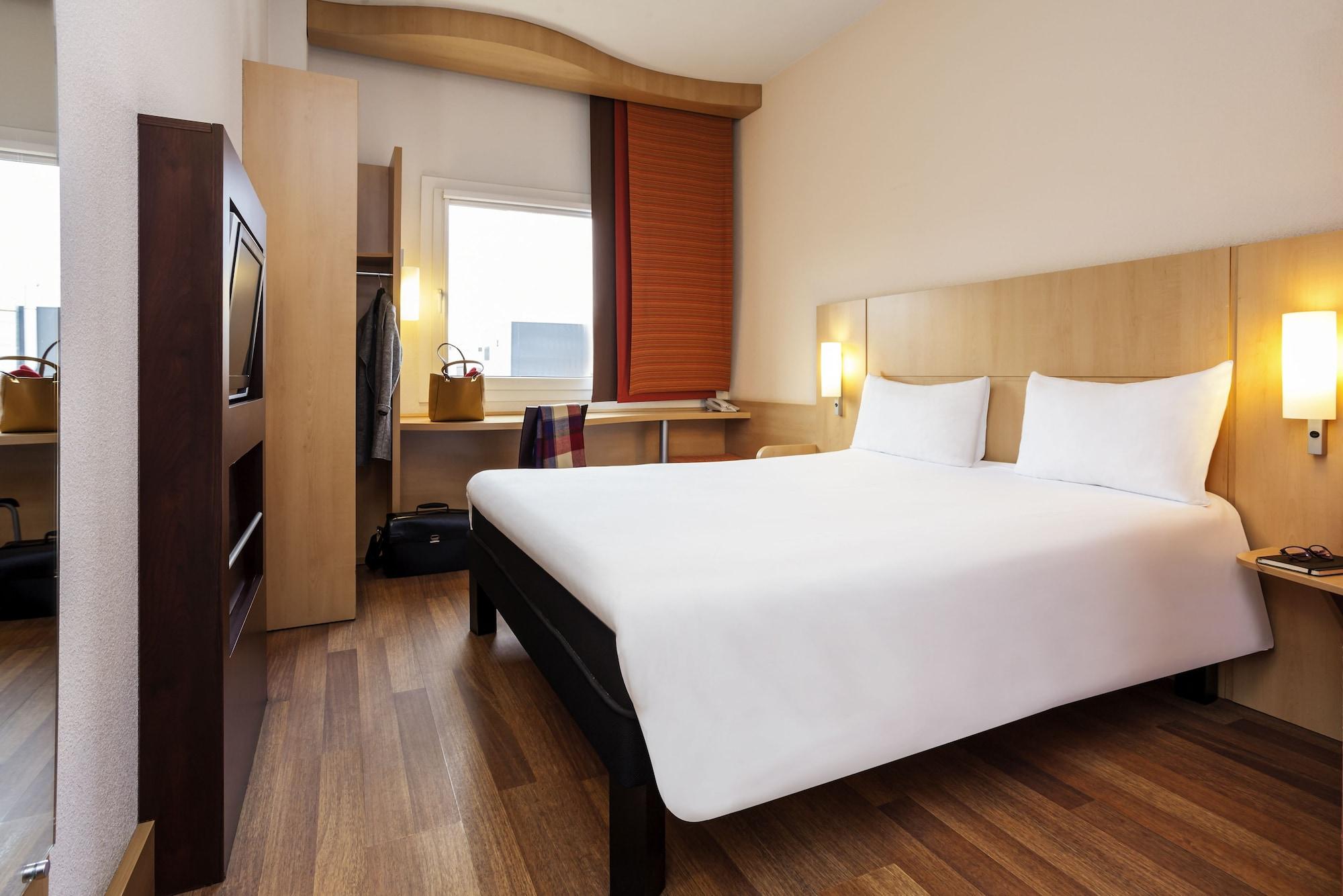 Hotel Ibis Setúbal Dış mekan fotoğraf