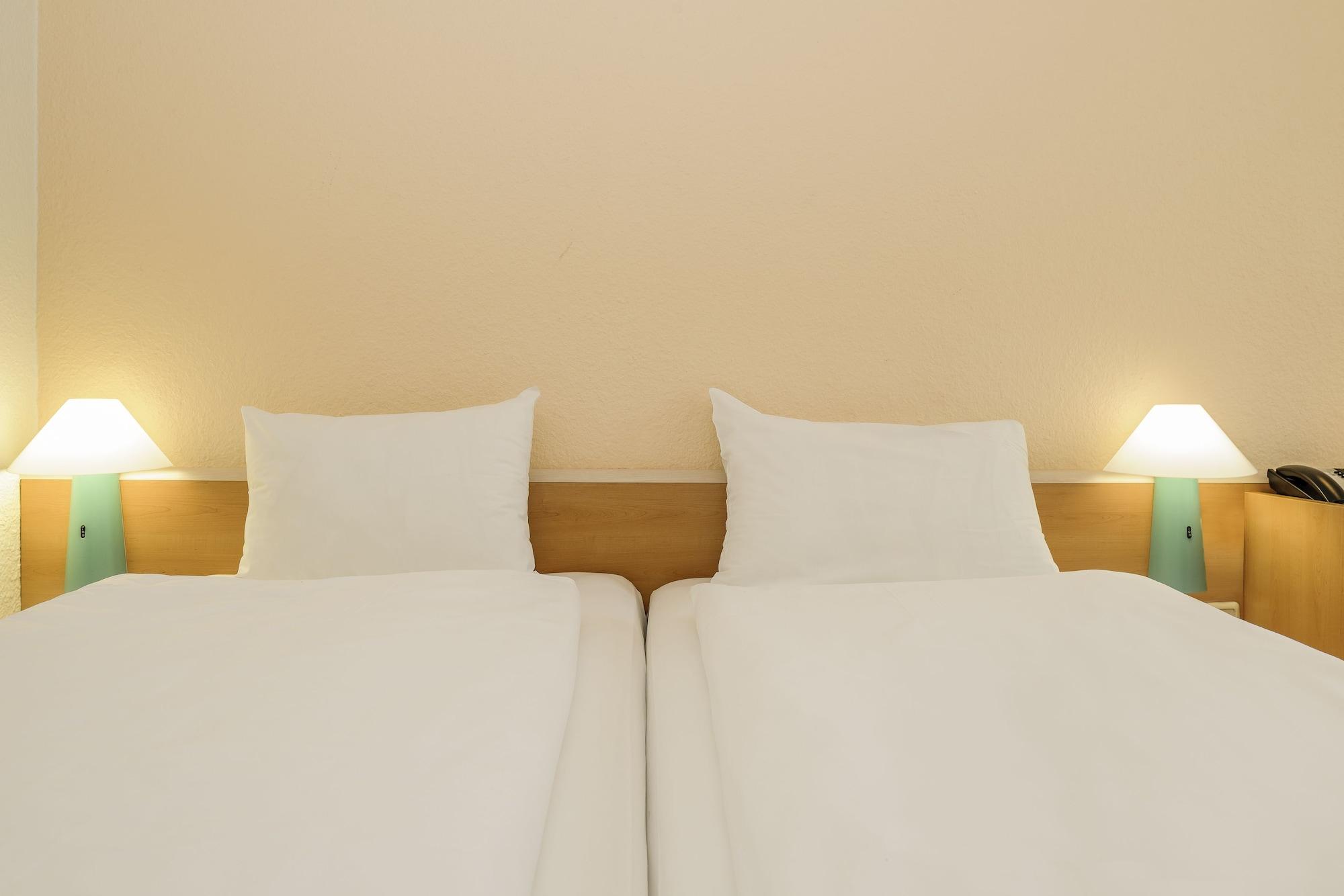 Hotel Ibis Setúbal Dış mekan fotoğraf